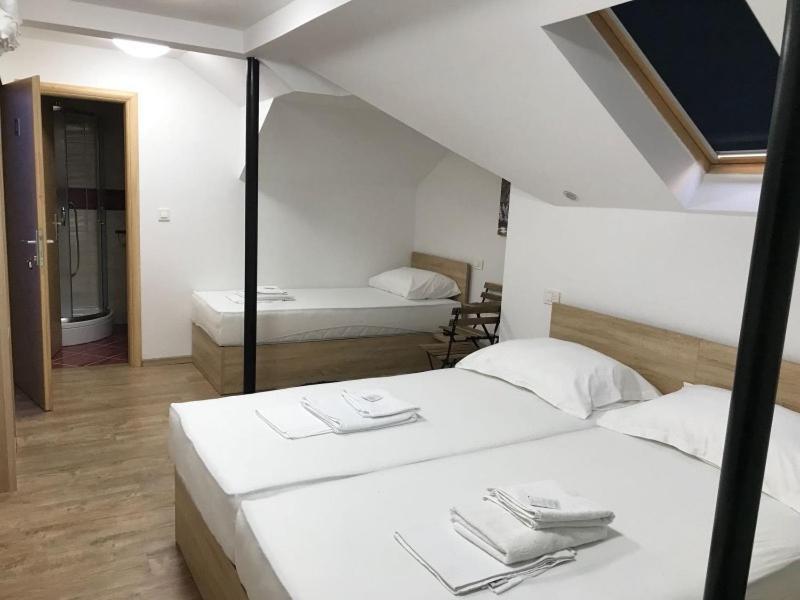 Sobe Zimmer Frei 포제가 외부 사진