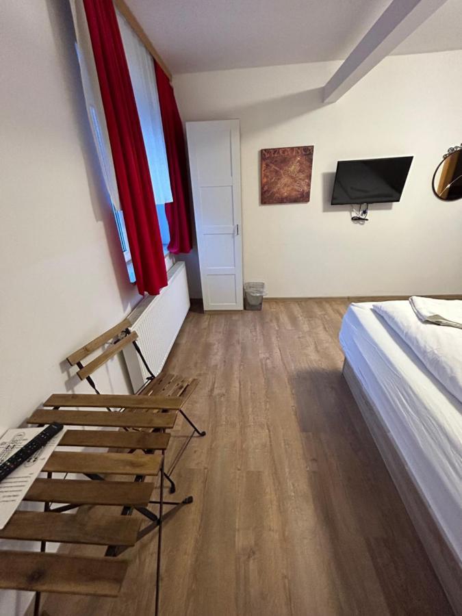 Sobe Zimmer Frei 포제가 외부 사진