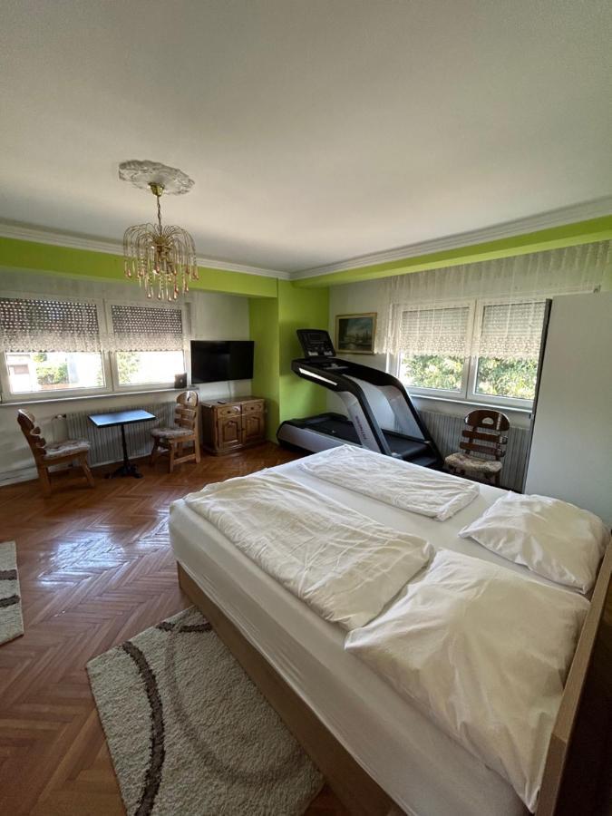 Sobe Zimmer Frei 포제가 외부 사진