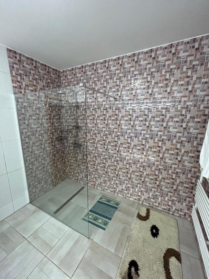 Sobe Zimmer Frei 포제가 외부 사진