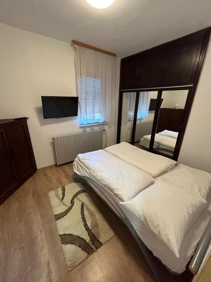 Sobe Zimmer Frei 포제가 외부 사진